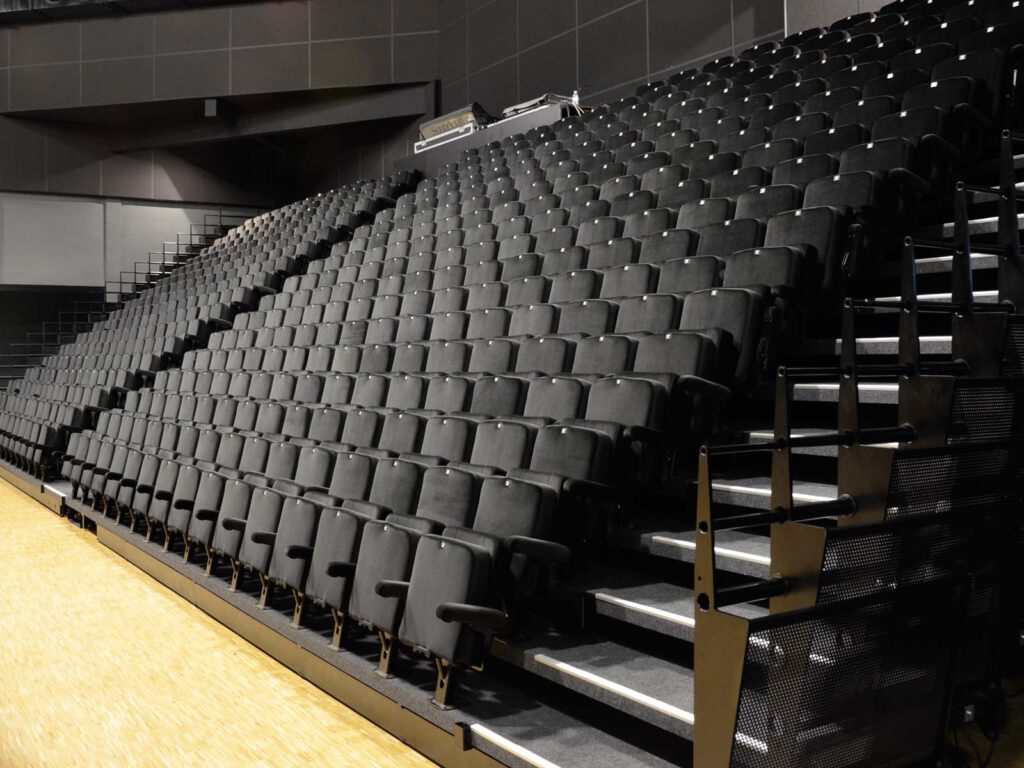 Polstersitze für Theater
